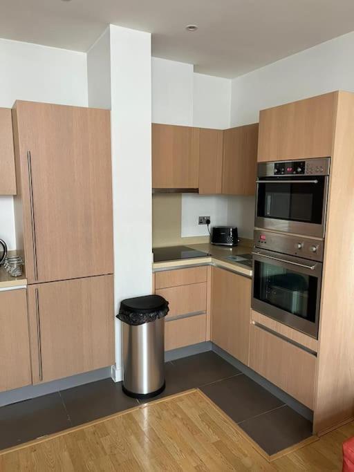Stunning 2 Bed Flat! Centrally Located In London, Uk! 외부 사진