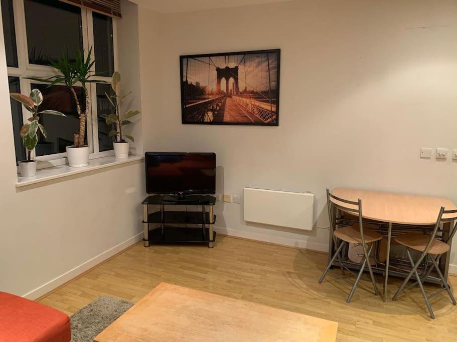 Stunning 2 Bed Flat! Centrally Located In London, Uk! 외부 사진